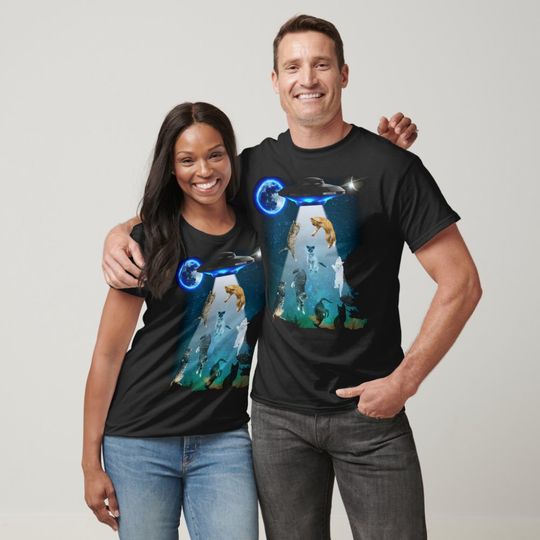 Discover Cats And Ufo  T-Shirt