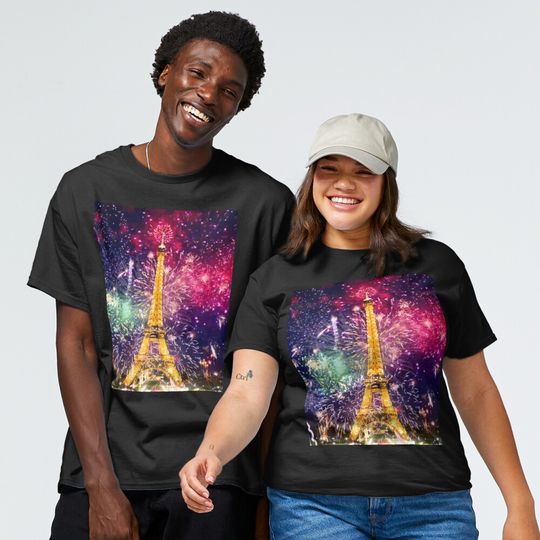 Discover Eiffel Tower Classic T-Shirt