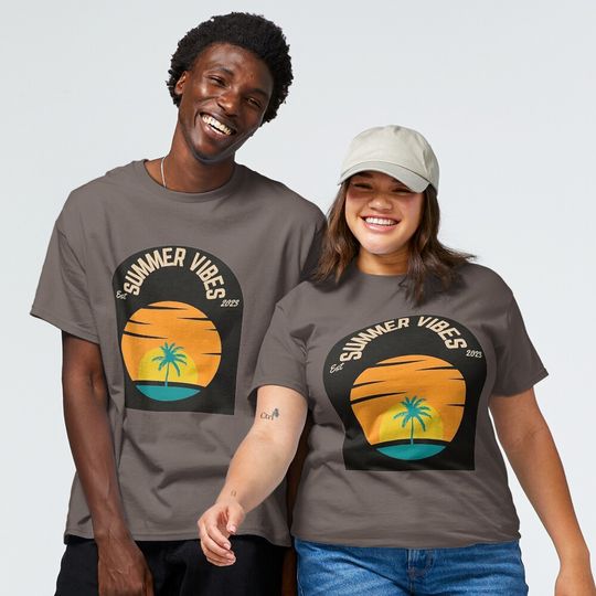 Discover Summer Vibes 2023 Classic T-Shirt