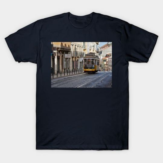 Discover Historic Lisbon tram - Lisbon - T-Shirt