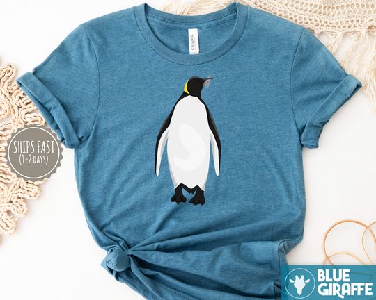 Discover Penguin Birthday Gift T-Shirt