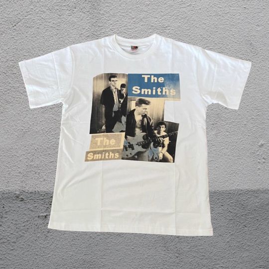 Discover The Smiths Vintage Band T-shirt