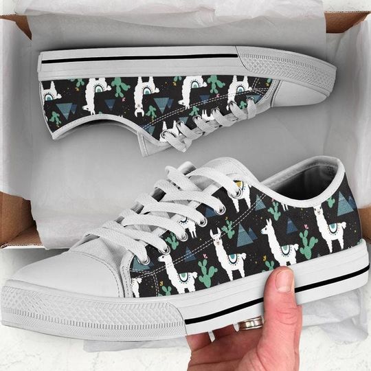 Discover Llama Women's Low Top Sneakers