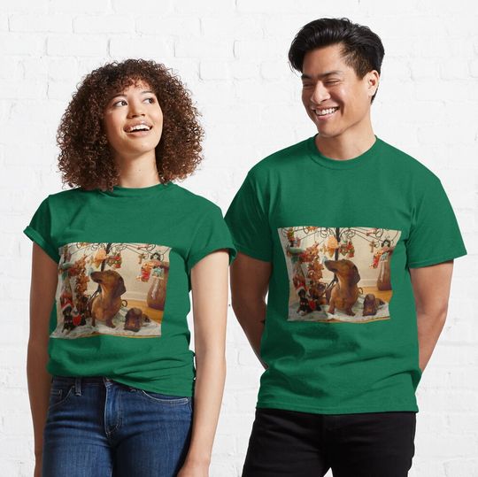 Discover Christmas Dachshund (Version 2) Classic T-Shirt