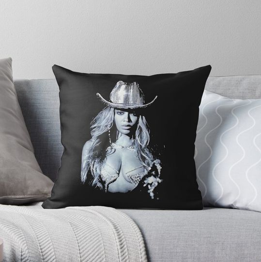 Discover Beyonce Renaissance Tour 2023 Throw Pillows