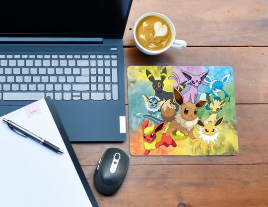 Discover Eveeloution mouse pad