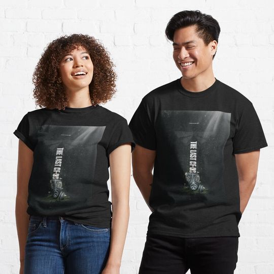 Discover the last of us poster Classic T-Shirt