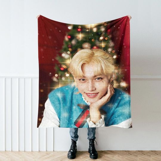 Discover Stray Kids Felix Kpop Blanket, Christmas EveL Gift, Funny Felix Never Bad Merch, Xmas Gift For Fan, Fleece Quilt Blanket