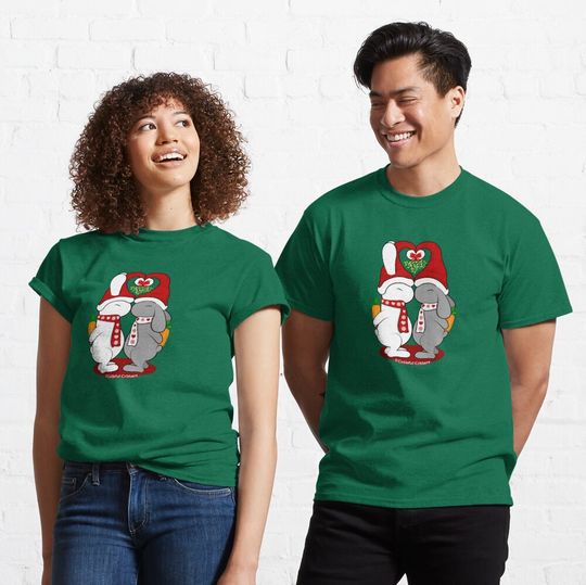 Discover Loving Christmas Bunnies Classic T-Shirt