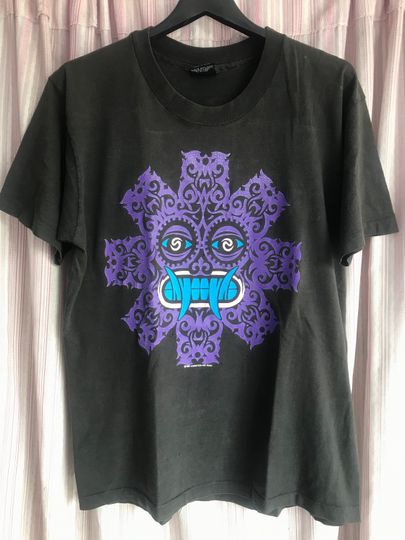 Discover Vintage 1992 Red Hot Chili Peppers shirt