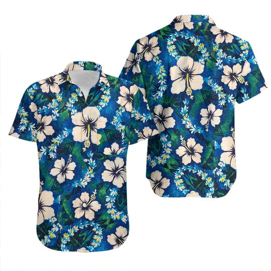 Discover Vintage 1960s Royal Hawaiian Shirt