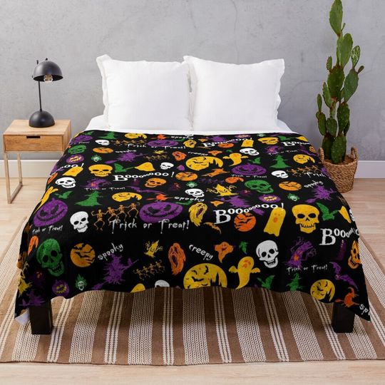 Discover Happy Halloween! Throw Blanket