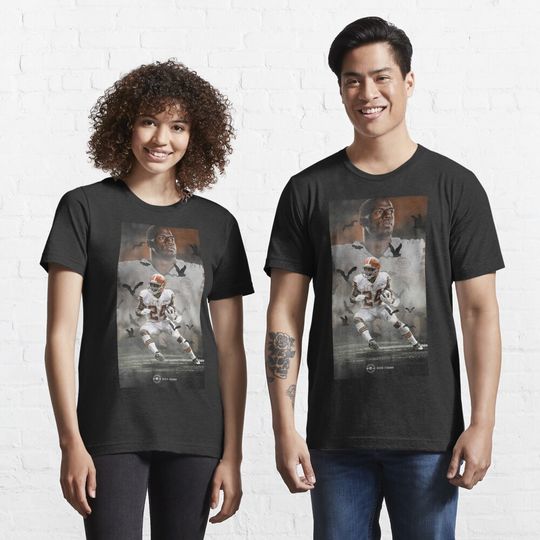 Discover nick chubb bat Essential T-Shirt