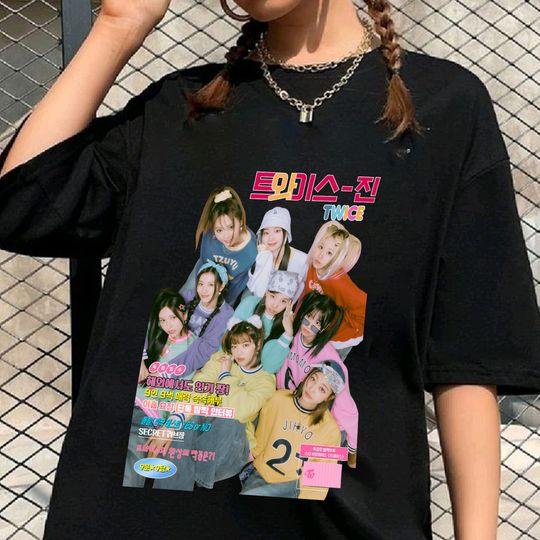 Discover Twice Kpop Vintage Style T-Shirt