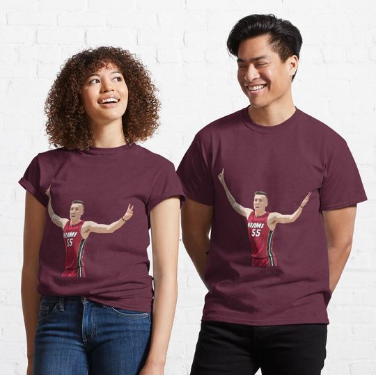 Discover Duncan Robinson Classic T-Shirt