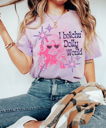 Discover Dolly Parton Graphic Tee