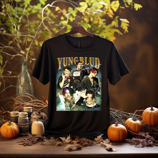 Discover Limited Yungblud Vintage T-Shirt