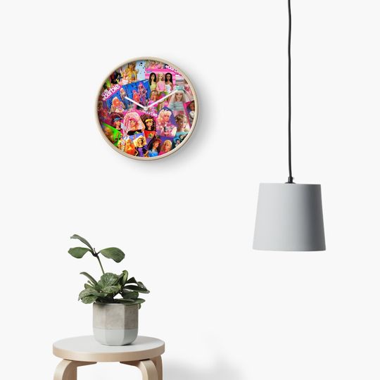 Discover 80's barbie Clock