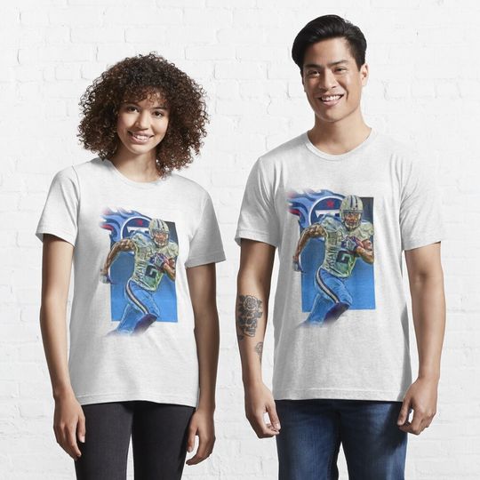 Discover Derrick Henry Essential T-Shirt