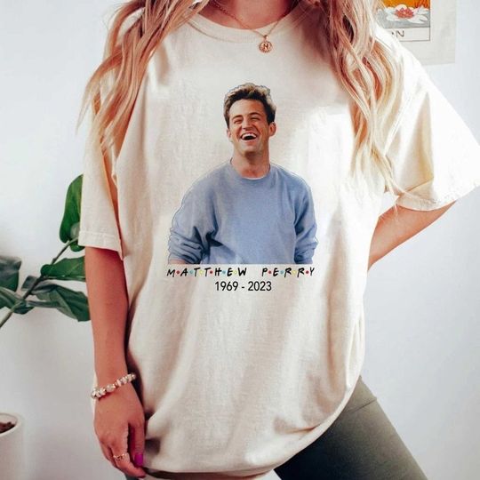 Discover RIP Matthew Perry Shirt, Chandler Bings Friends Shirt, Chandler Bing T-shirt