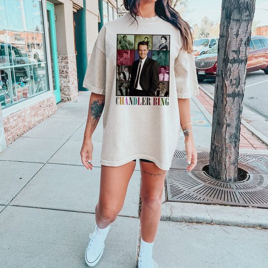 Discover Chandler Bing Graphic T-Shirt - 90s Nostalgia for Friends Fans