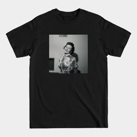 Discover Betty White Smile - Betty White - T-Shirt