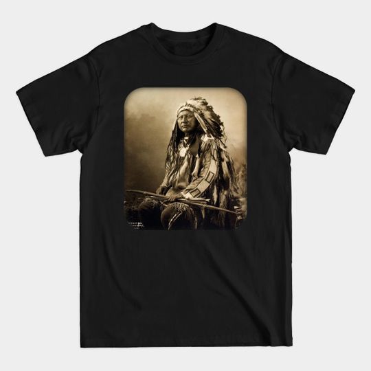 Discover Chief Spotted Elk Lakota Sioux Native American Indian - Native American - T-Shirt