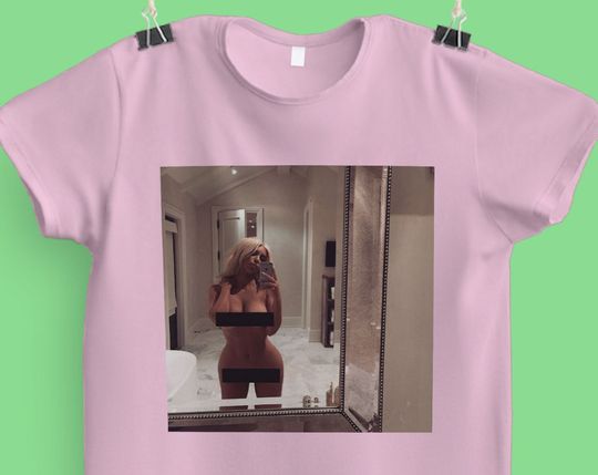 Discover Kim Kardashian Photoshoot T-Shirt