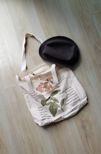 Discover Zippered Flower Canvas Tote Bag