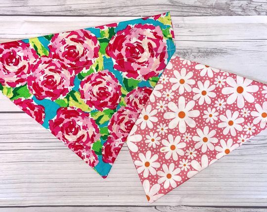 Discover Lilly Rose Pink Daisy Print Pet Bandana | Over The Collar Dog Cat Bandana