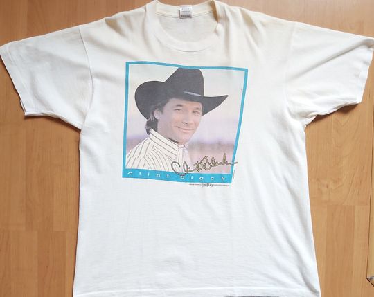Discover Rare Vintage 1990s Clint Black T-Shirt