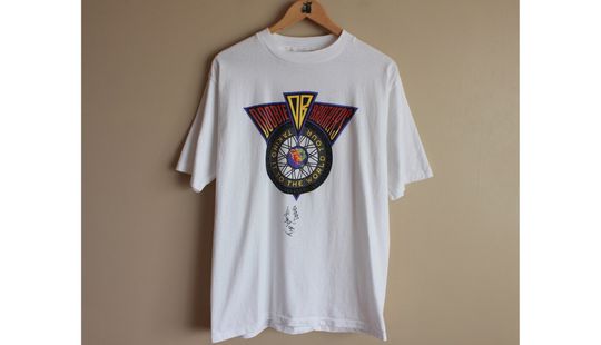 Discover Vintage 1994 Doobie Brothers Tour T-Shirt