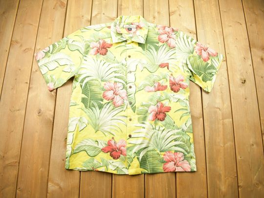 Discover Vintage 1990s Tommy Bahama 100% Silk Hawaiian Button Up Floral Hawaiian Shirt
