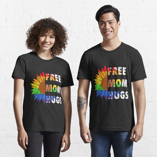 Discover Free Mom Hugs LGBTQ Pride Month Essential T-Shirt
