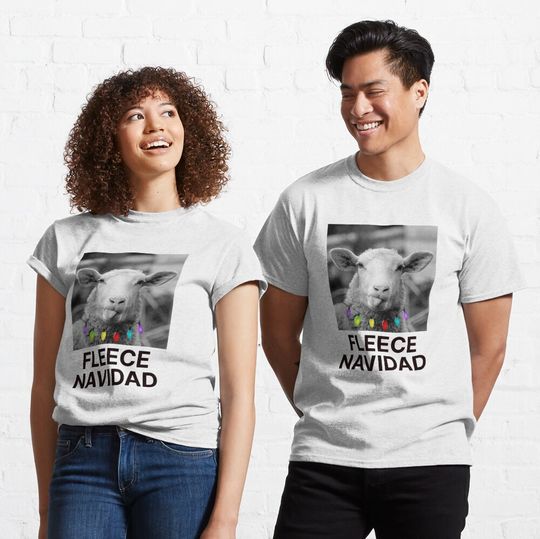 Discover Fleece Navidad Classic T-Shirt