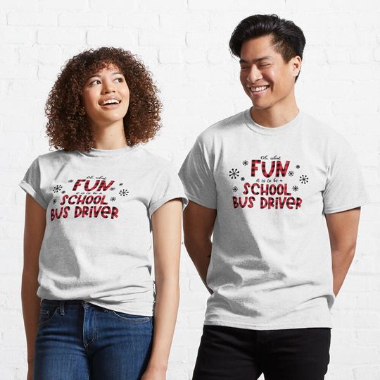Discover Christmas school bus driver, schoolbus Classic T-Shirt