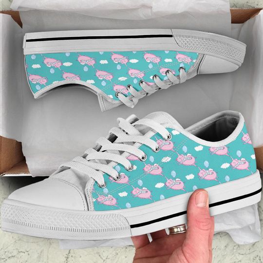 Discover Cute Pig Women's Low Top Sneaker