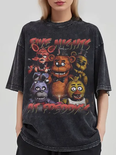 Discover Five Nights At Freddy's Vintage T-Shirt