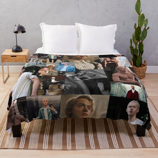 Discover Tom Blyth Coriolanus Snow Throw Blanket