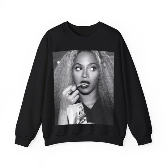 Discover BEYONCE Portrait Sweatshirt