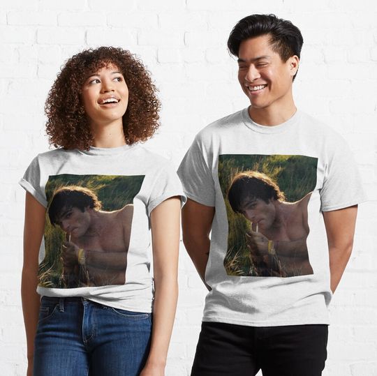 Discover Jacob Elordi Saltburn Movie T-Shirt
