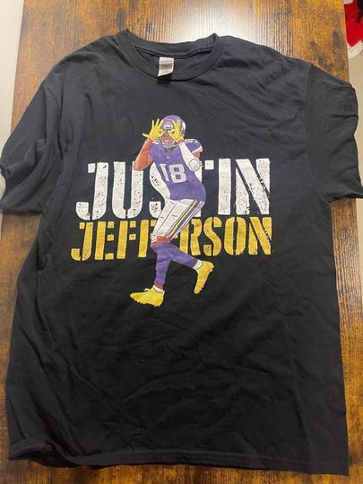 Discover Justin Jefferson Vintage T-Shirt