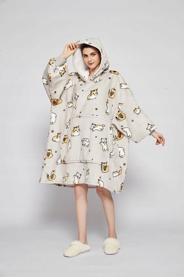 Discover Kigurumi Kitty-Cat Oversize Blanket with Hood