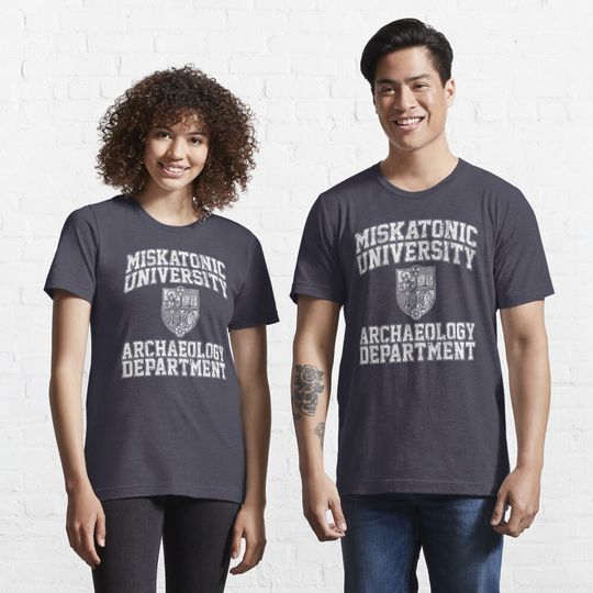 Discover Miskatonic University Archaeology Department Essential T-Shirt