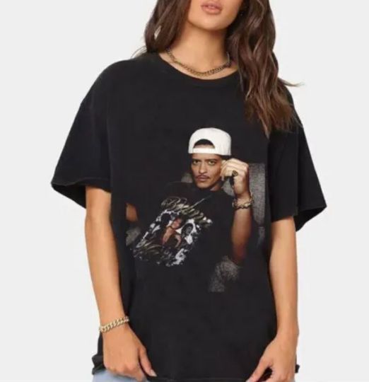 Discover Bruno Mars Music Shirt Gift For Fans T-Shirt