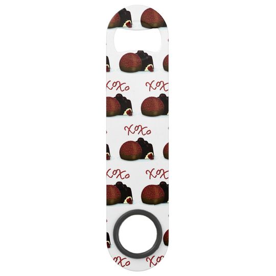 Discover XOXO Valentine Bonbon and Dark Chocolate Bar Key
