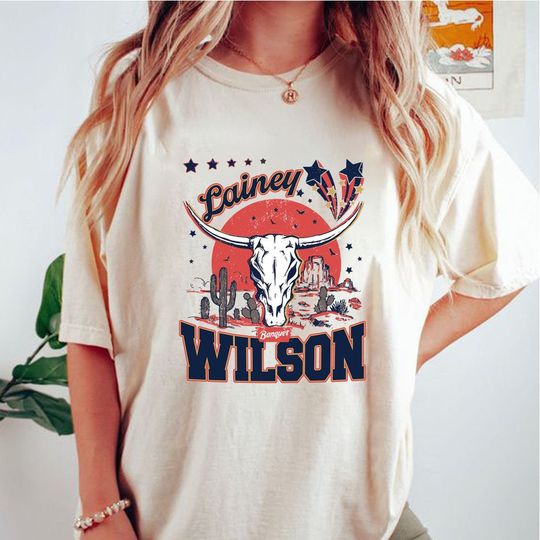 Discover Lainey Wilson Bullhead T-Shirt, Wilson Boho Style T-shirt