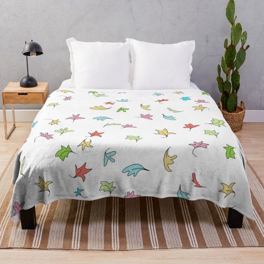 Discover Heartstopper Throw Blanket