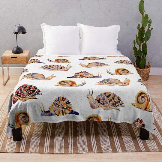Discover Snail Collection Throw Blanket