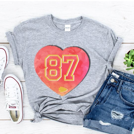 Discover Travis Kelce Shirt, Love Travis Kelce Shirt